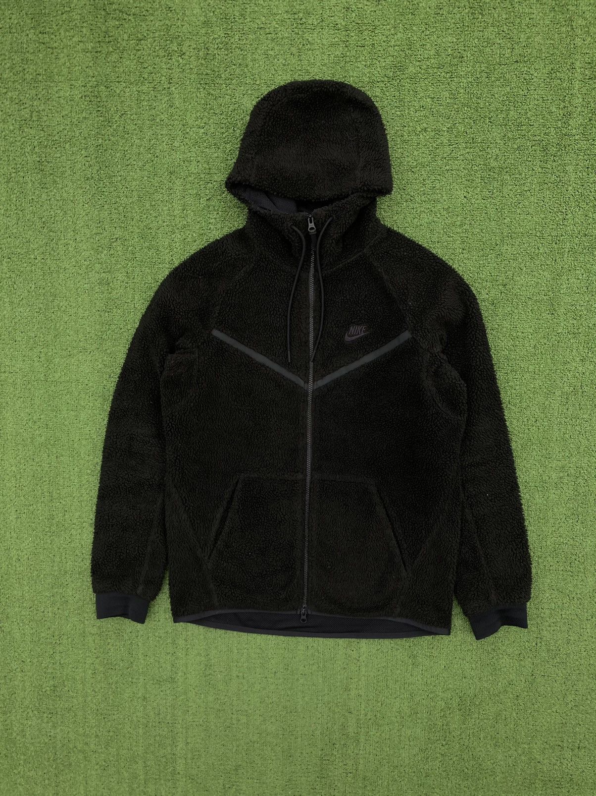 Nike tech sherpa windrunner on sale