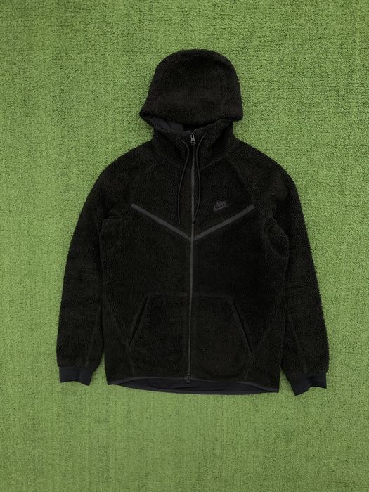 Nike tech 2024 sherpa windrunner