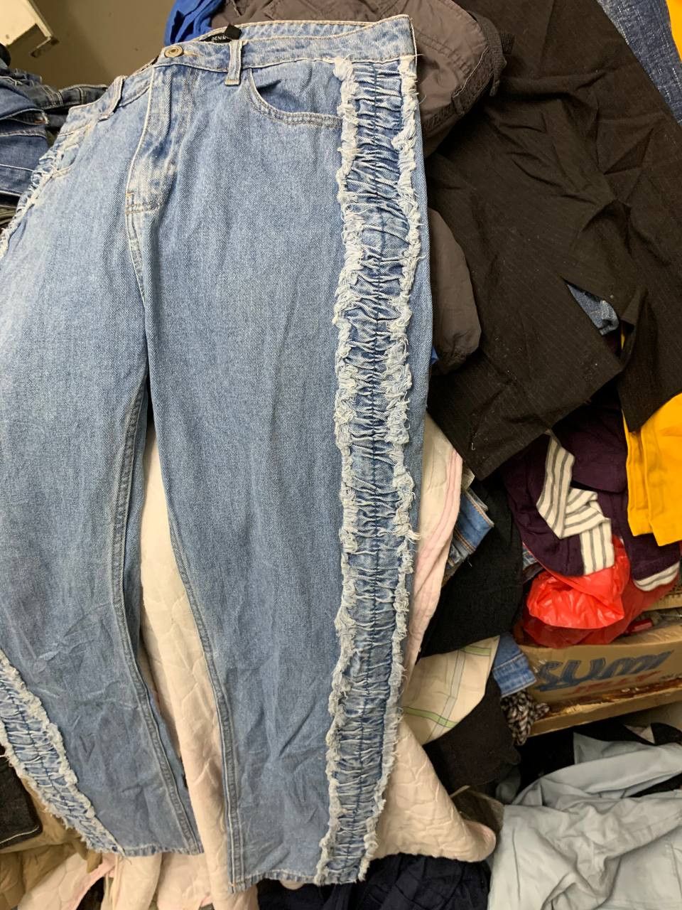 Bershka Bershka Mom Jeans Size 32" / US 10 / IT 46 - 2 Thumbnail