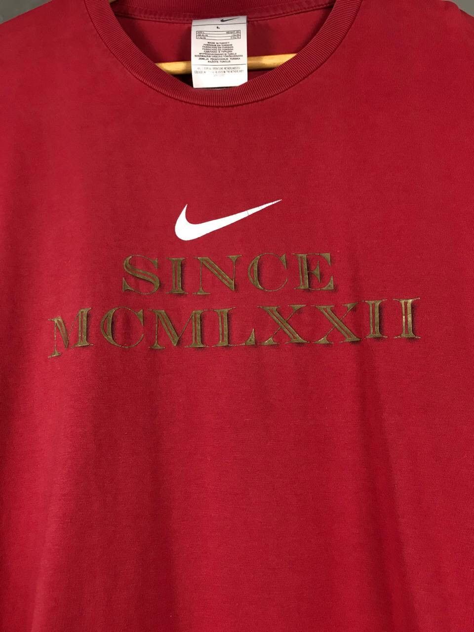 Nike × Vintage Nike swoosh streetwear vintage center logo tee Size US L / EU 52-54 / 3 - 3 Thumbnail