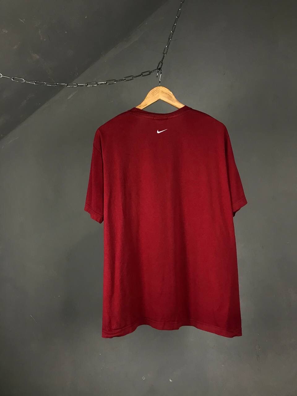 Nike × Vintage Nike swoosh streetwear vintage center logo tee Size US L / EU 52-54 / 3 - 6 Thumbnail