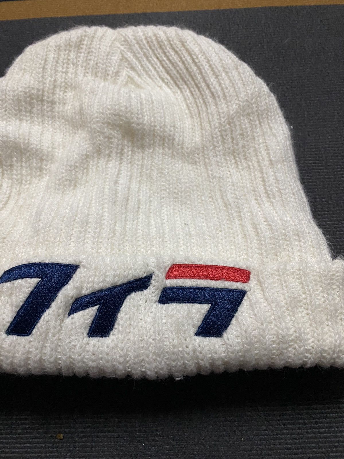 Fila 🔥SALE🔥FILA JAPANESE FONT KNITED BEANIE Size ONE SIZE - 3 Thumbnail
