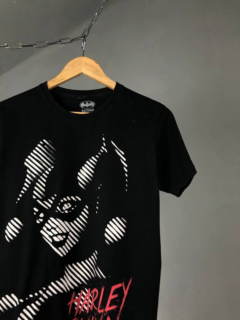 DC Comics × Vintage Batman Harley Quinn DC Comics vintage tee Size US S / EU 44-46 / 1 - 2 Thumbnail