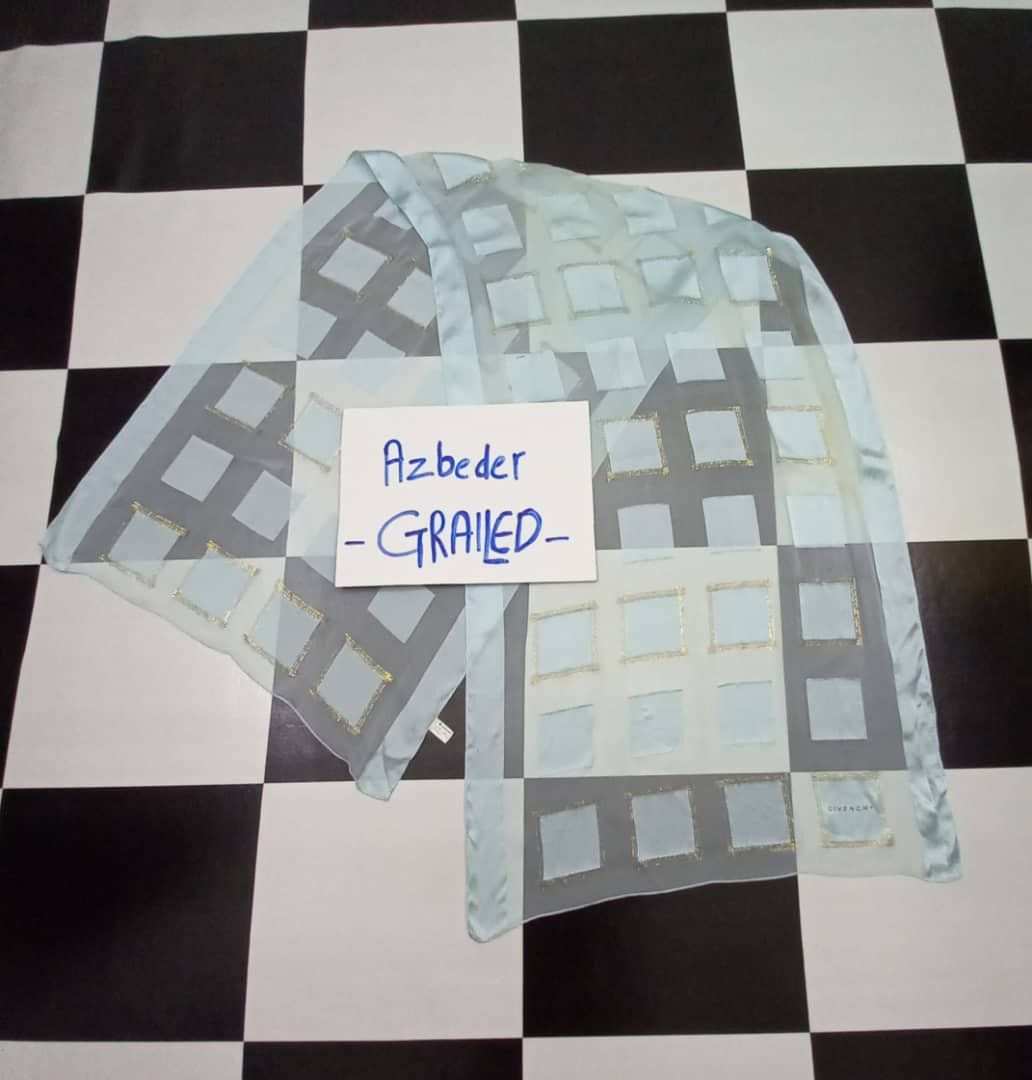 Givenchy Givenchy Scarf / Shawl Size ONE SIZE - 1 Thumbnail