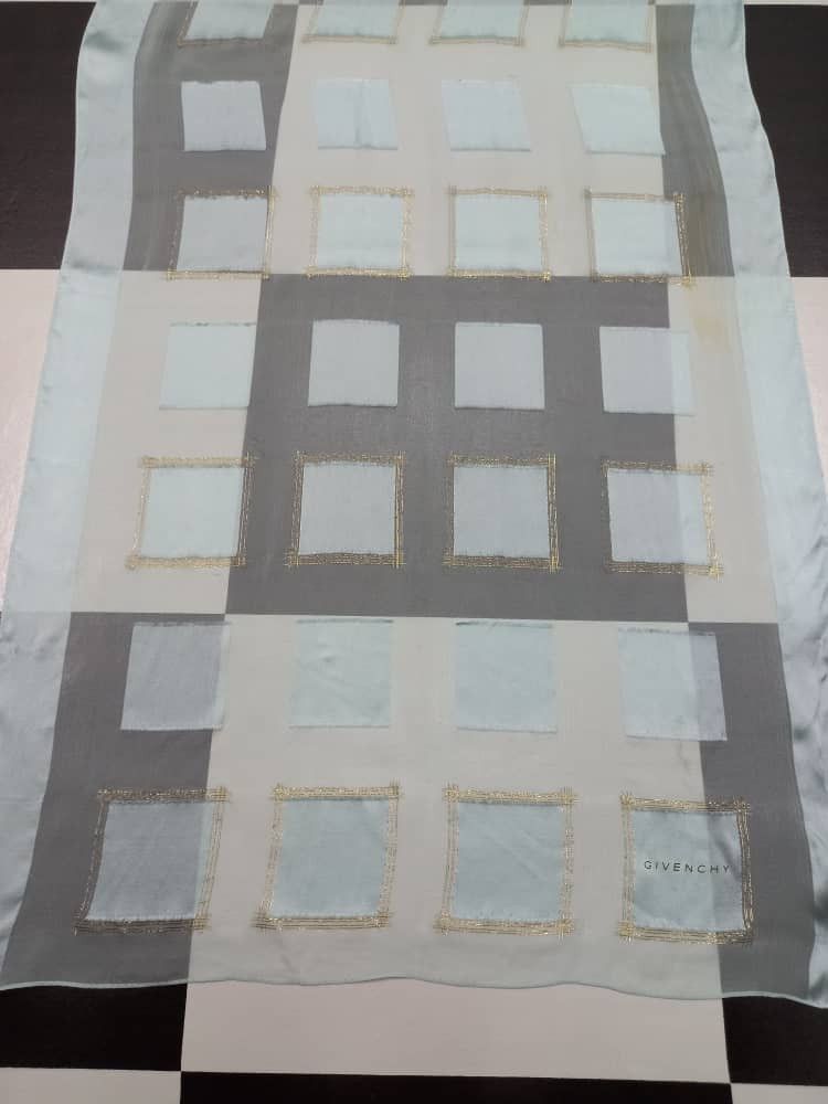 Givenchy Givenchy Scarf / Shawl Size ONE SIZE - 6 Thumbnail