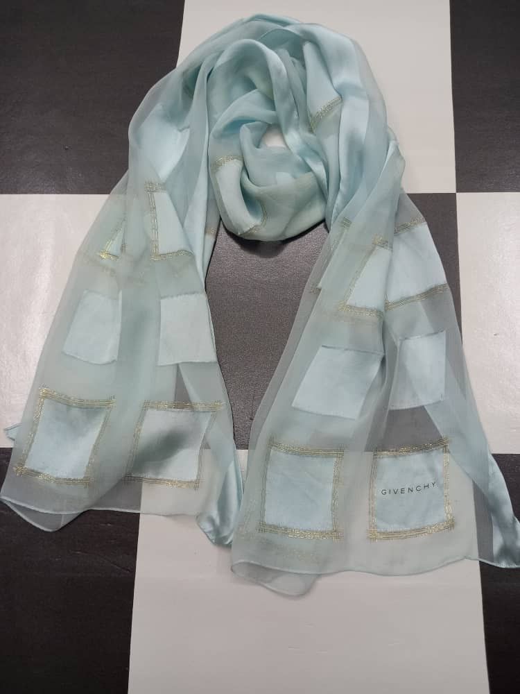 Givenchy Givenchy Scarf / Shawl Size ONE SIZE - 2 Thumbnail