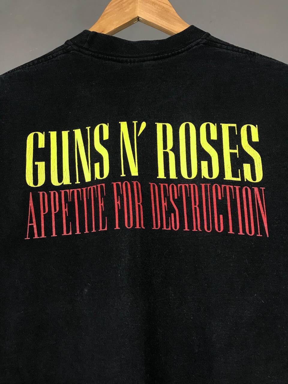 Band Tees Guns N Roses 2004 vintage rock band overprinted tee Size US S / EU 44-46 / 1 - 8 Thumbnail