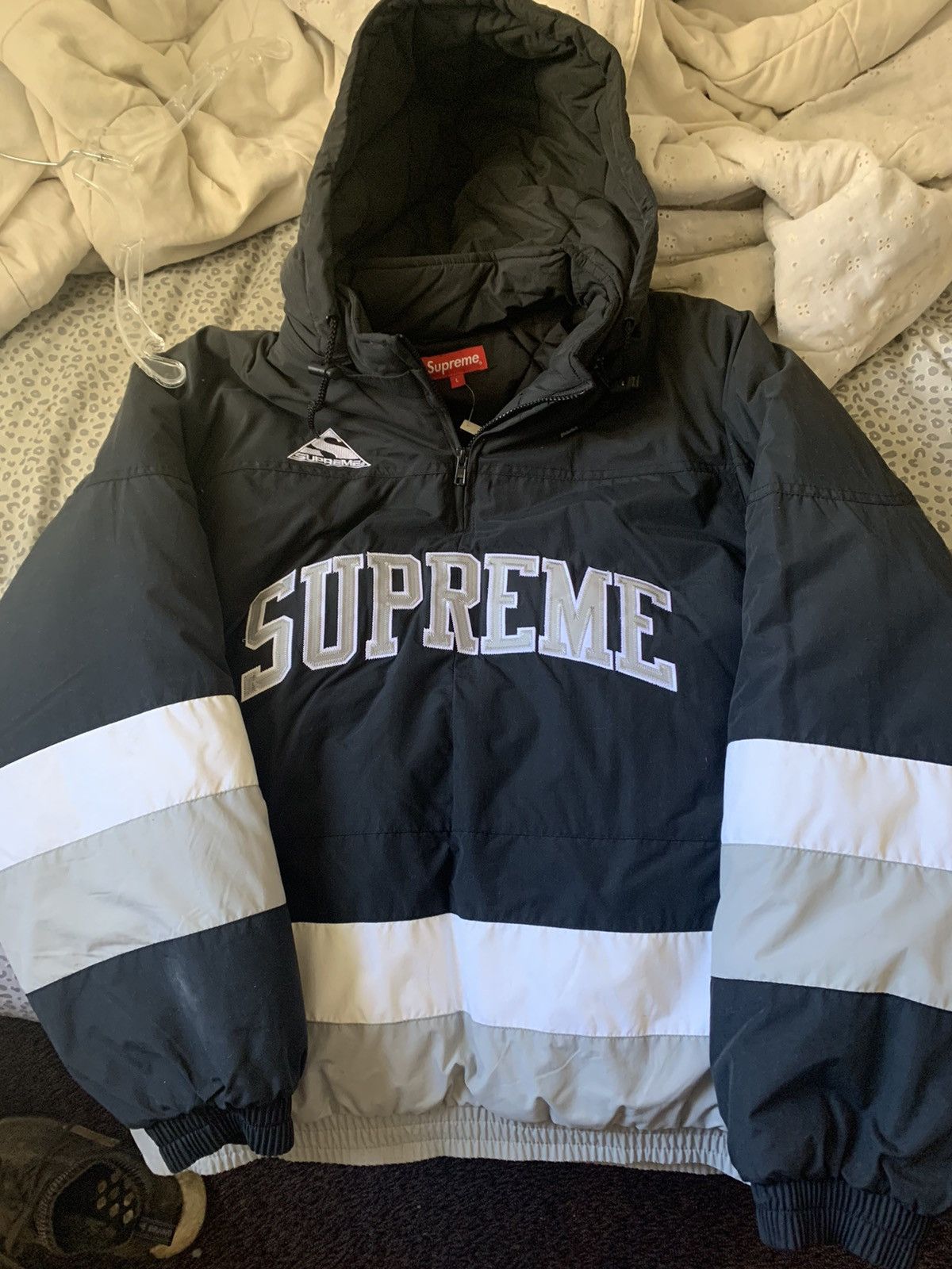 Supreme FW17 Puffy Hockey Pullover Black www.krzysztofbialy.com