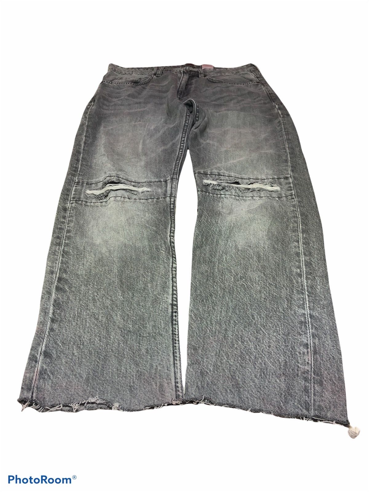 Divided DIVIDED DISTRESSED DENIM BY H&M Size US 31 - 2 Thumbnail