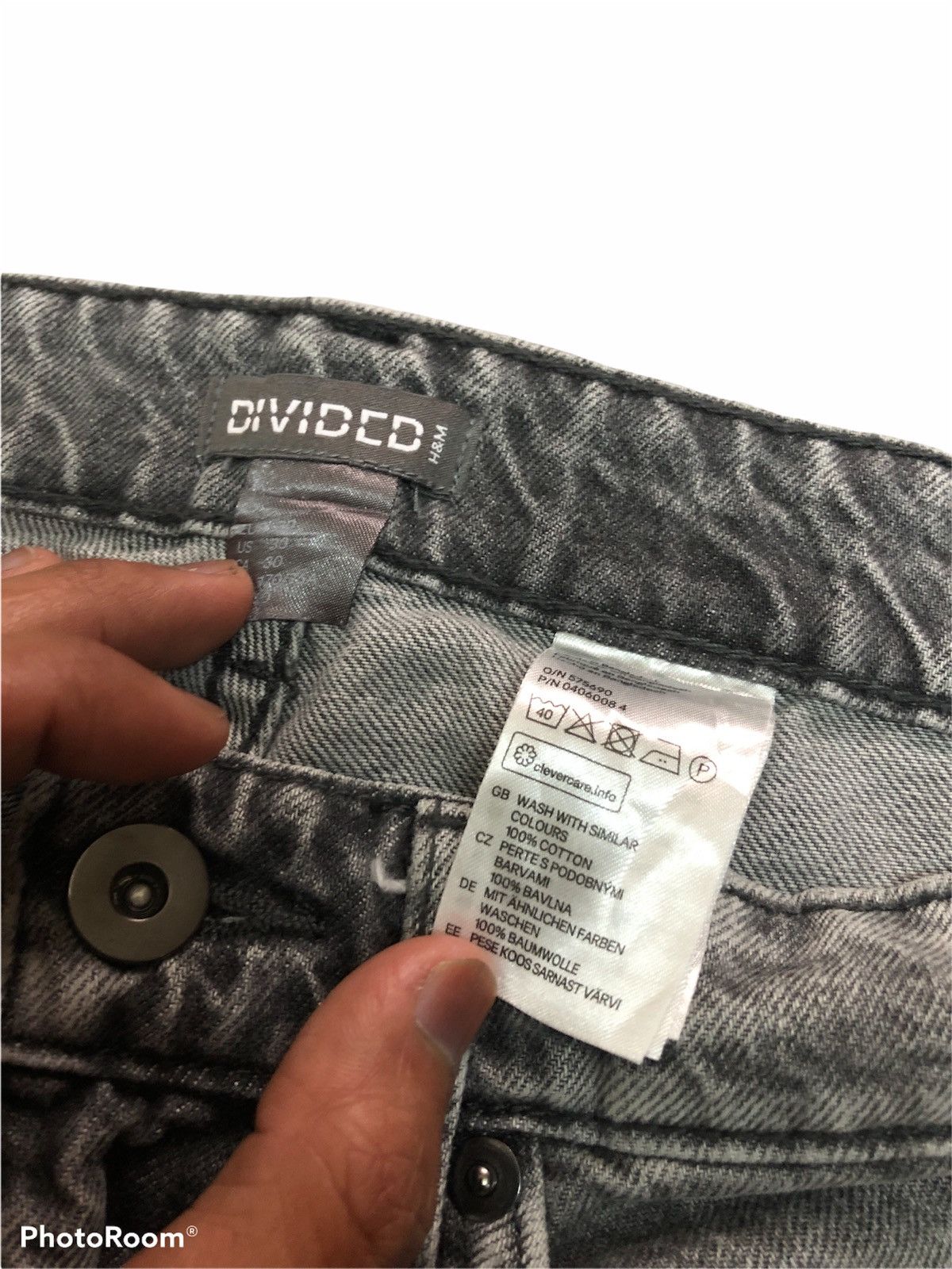 Divided DIVIDED DISTRESSED DENIM BY H&M Size US 31 - 4 Thumbnail