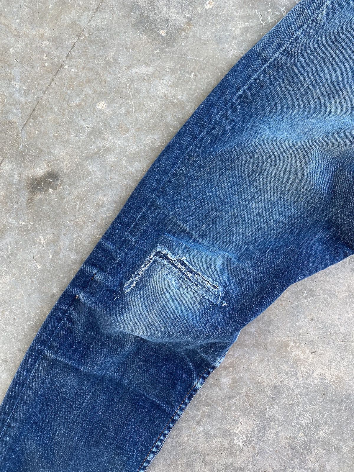 Acne Studios Thrashed + Distressed Acne Studios Soft Raw Denim Sz 28 / 34 Size US 28 / EU 44 - 4 Thumbnail