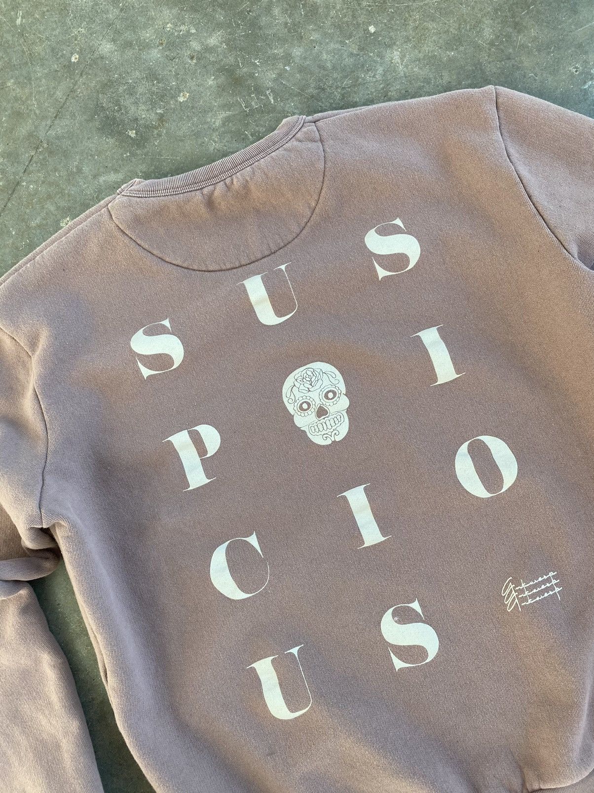 Suspicious Antwerp Skull Logo Sweatshirt Brick Red Small ❄️