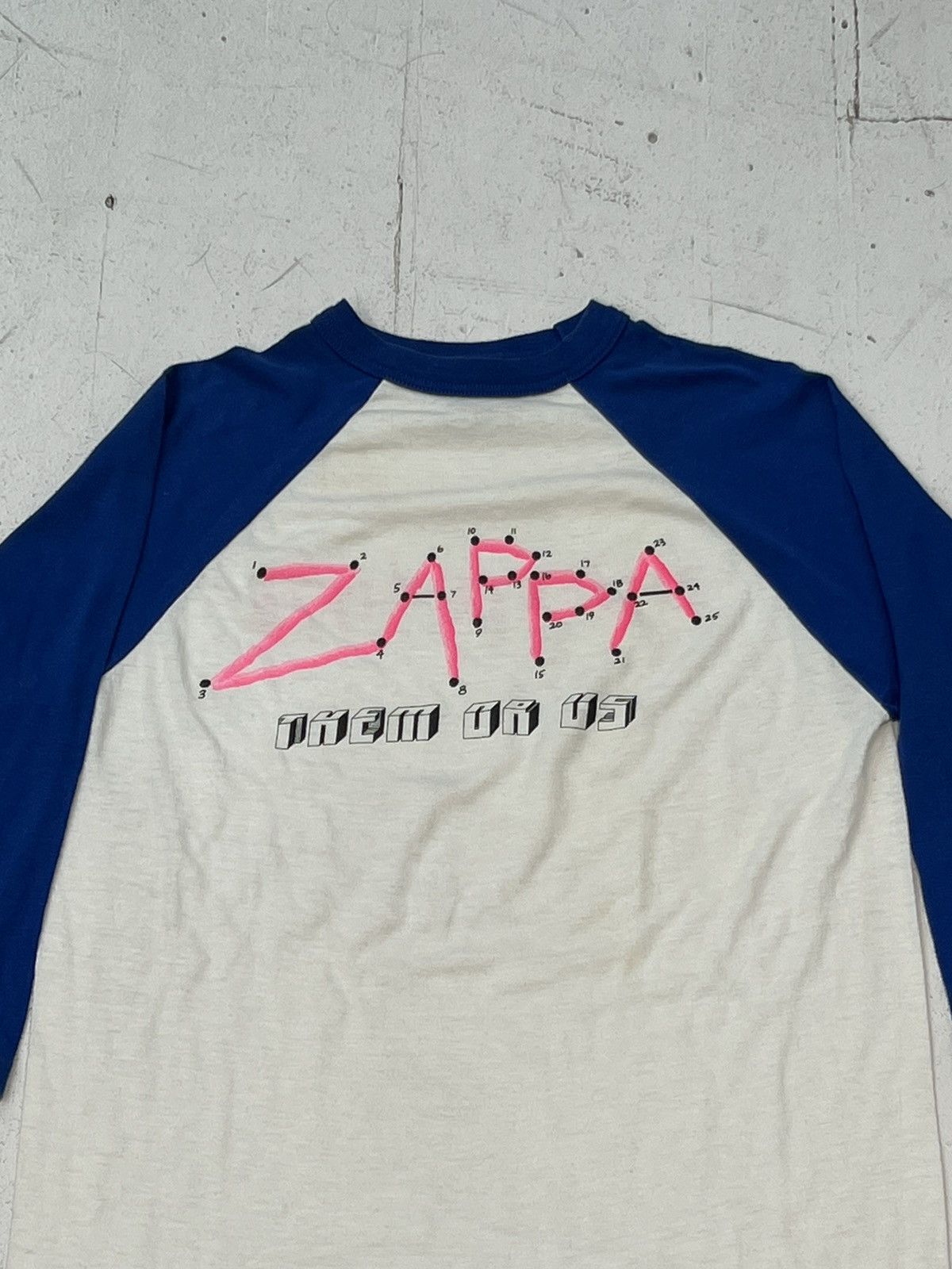 Tee-shirt ZAPP Années 80 Funk - Taille M à 3XL - Neuf Avec étiquettes