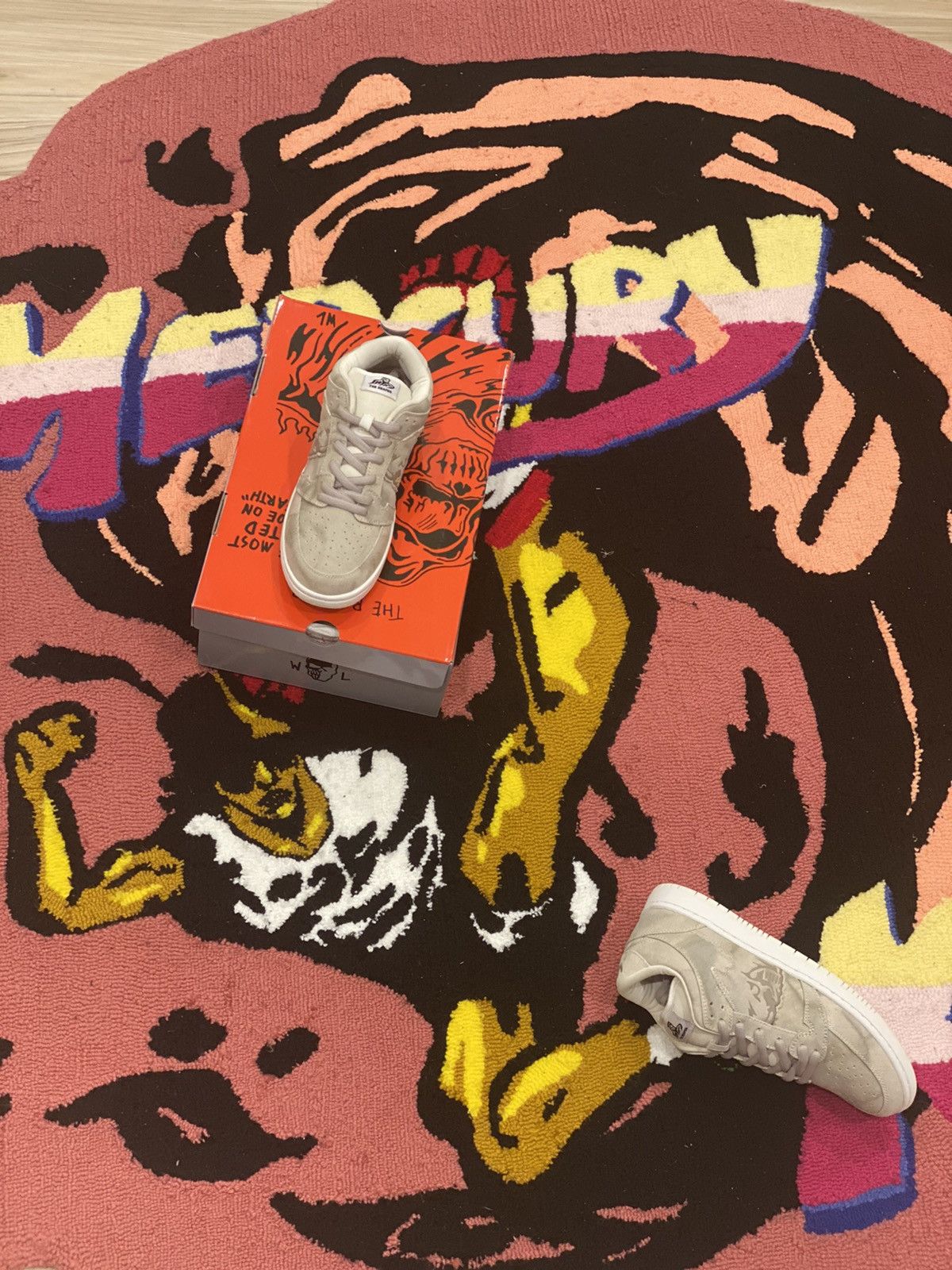 warren lotas dunks retail