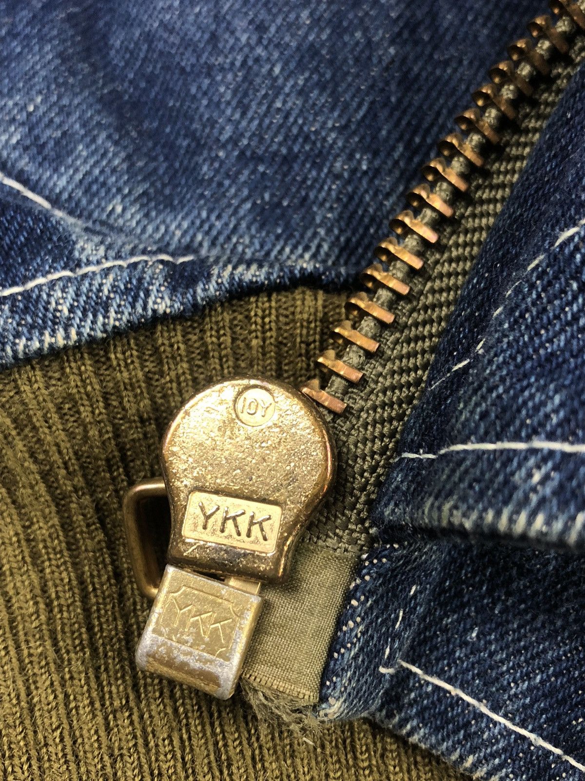 Japanese Brand Vintage 80s Karl Helmut Pink House MA-1 Denim Bomber Jacket Size US M / EU 48-50 / 2 - 11 Thumbnail