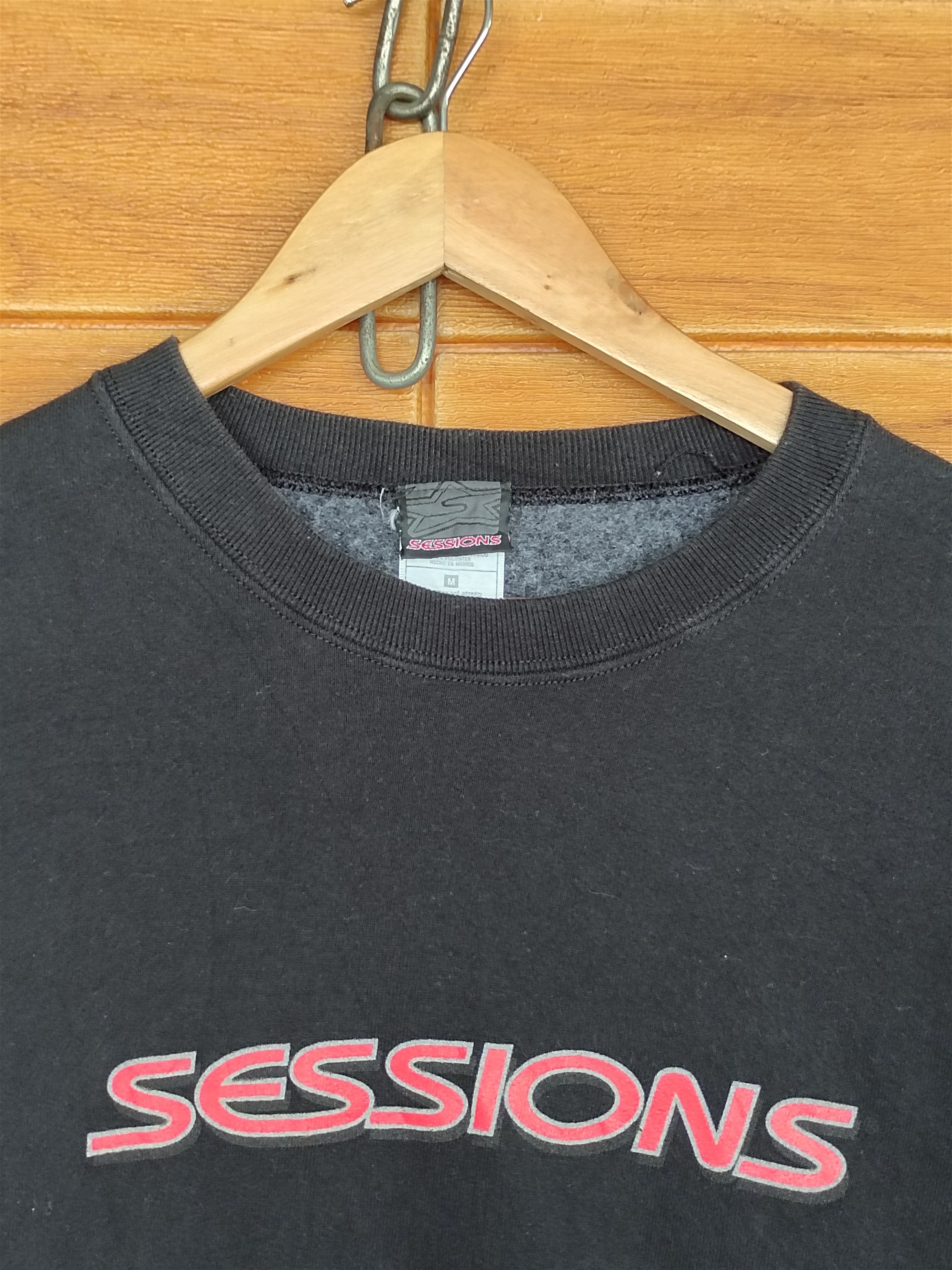 Sessions Vintage 90s SESSIONS Skateboard Spell Out Logo Sweatshirt Size US M / EU 48-50 / 2 - 3 Thumbnail