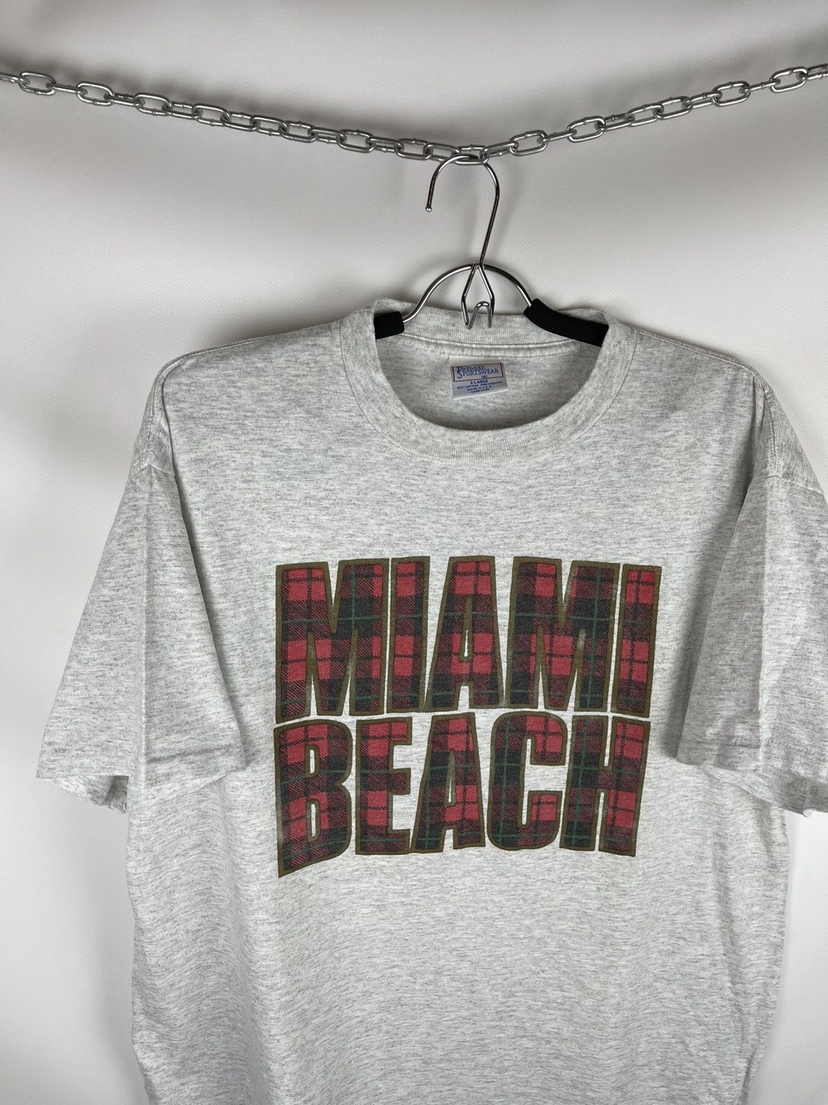 Vintage Miami Beach vintage 90s made in USA American tee shirt Size US XL / EU 56 / 4 - 2 Thumbnail