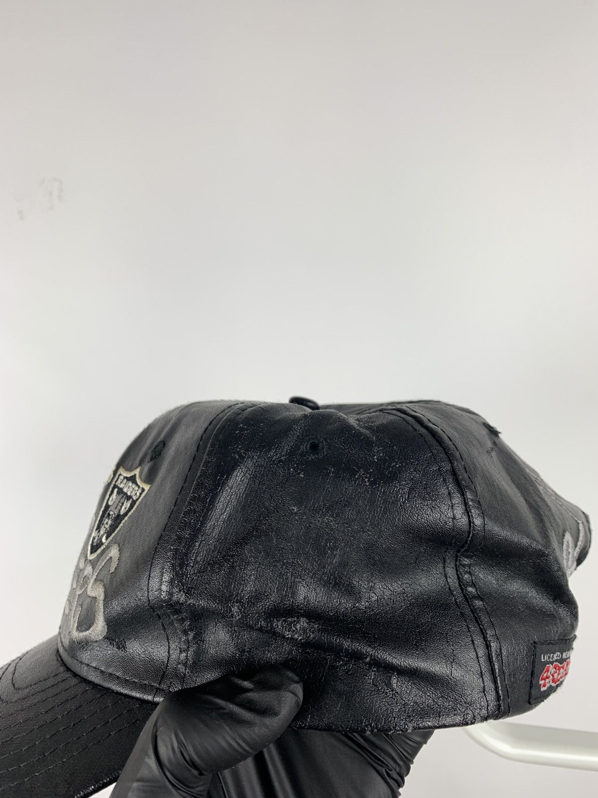 NFL 1996 Los Angeles Raiders NFL 4Real PU Leather Cap Size ONE SIZE - 17 Thumbnail