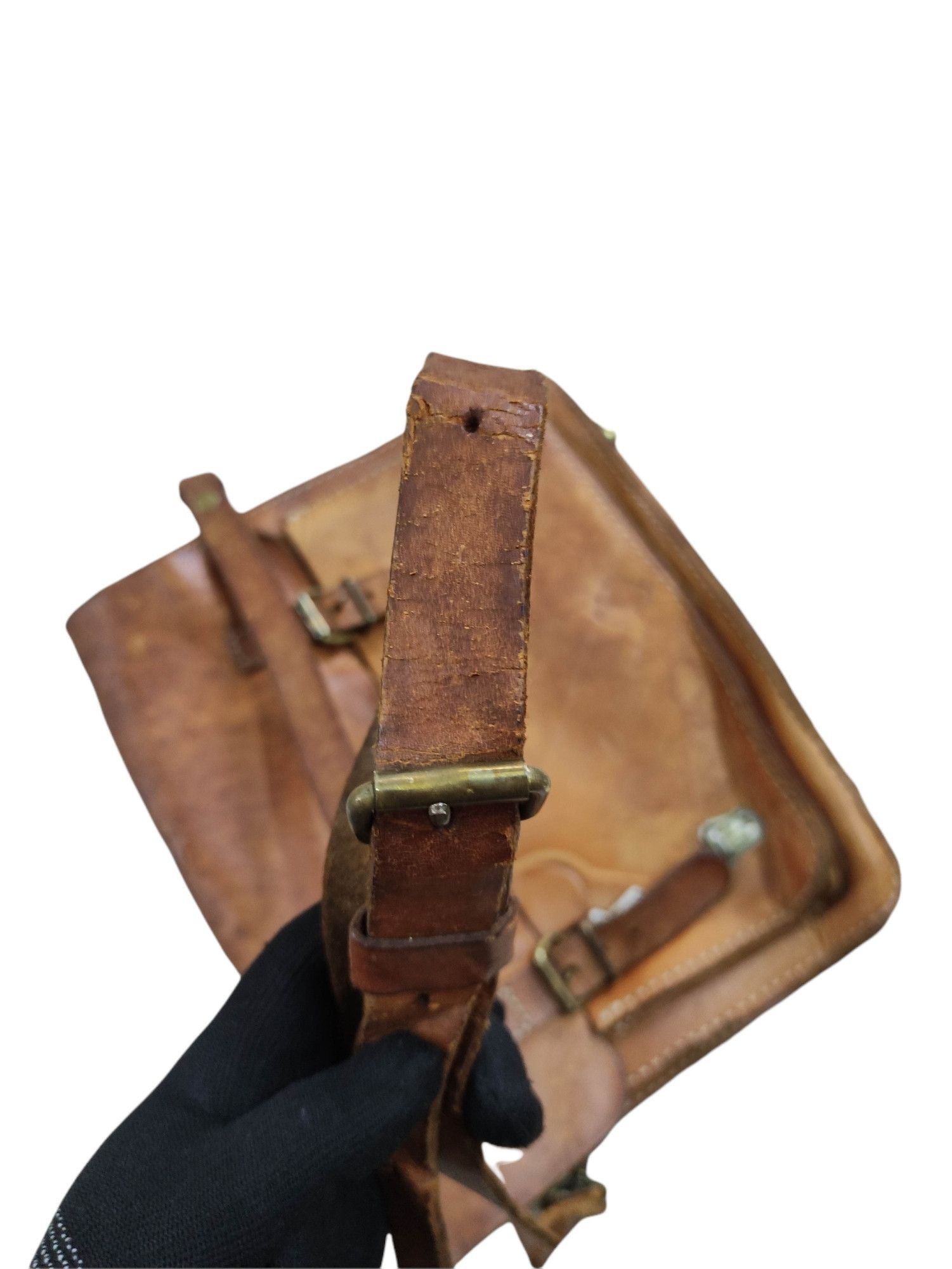 Genuine Leather VINTAGE HERZ BRIEFCASE MESSENGER LEATHER BAG Size ONE SIZE - 11 Thumbnail