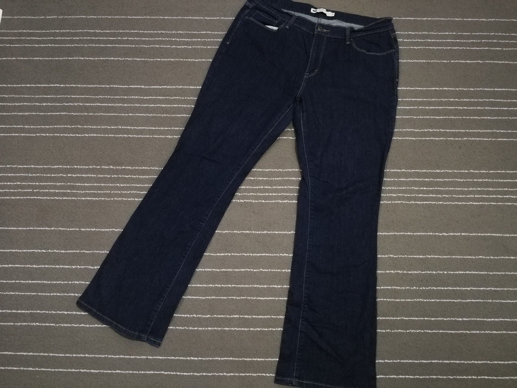 LEVIS 515 BOOT CUT DENIM WOMAN W36