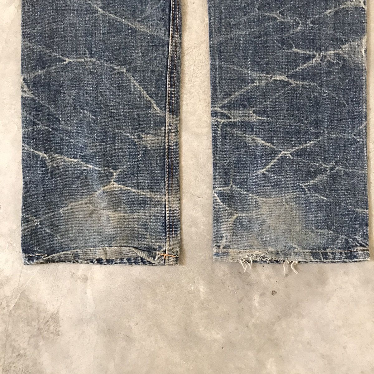 Japanese Brand Steals ⚡️ Japanese Distressed Double Waist Acid Wash Jeans Size US 34 / EU 50 - 10 Thumbnail