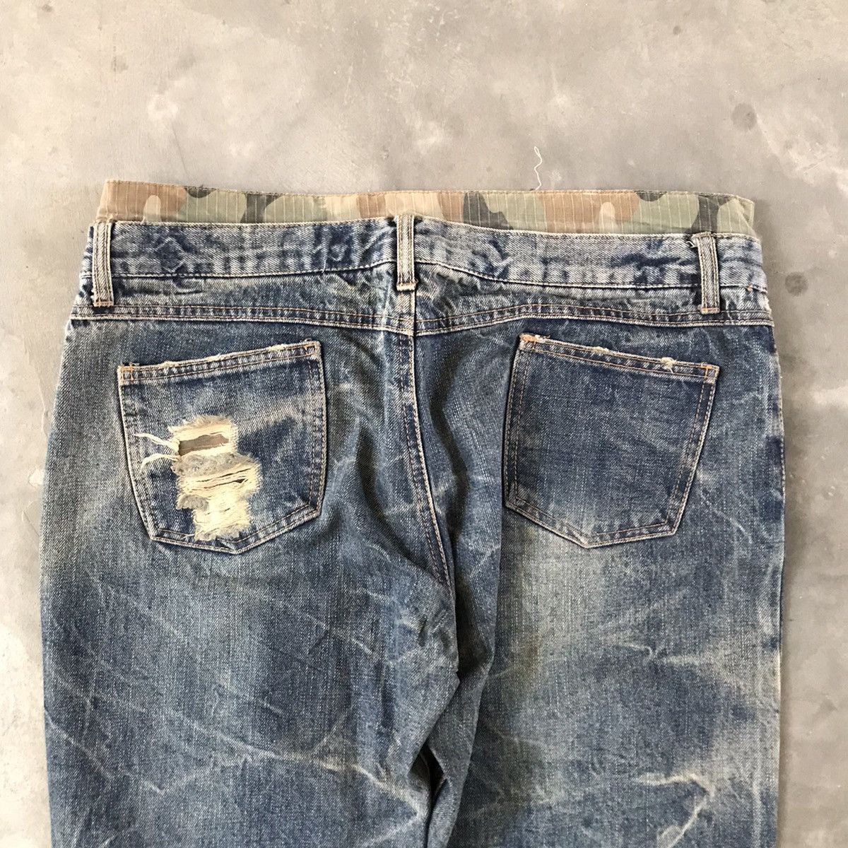 Japanese Brand Steals ⚡️ Japanese Distressed Double Waist Acid Wash Jeans Size US 34 / EU 50 - 11 Thumbnail