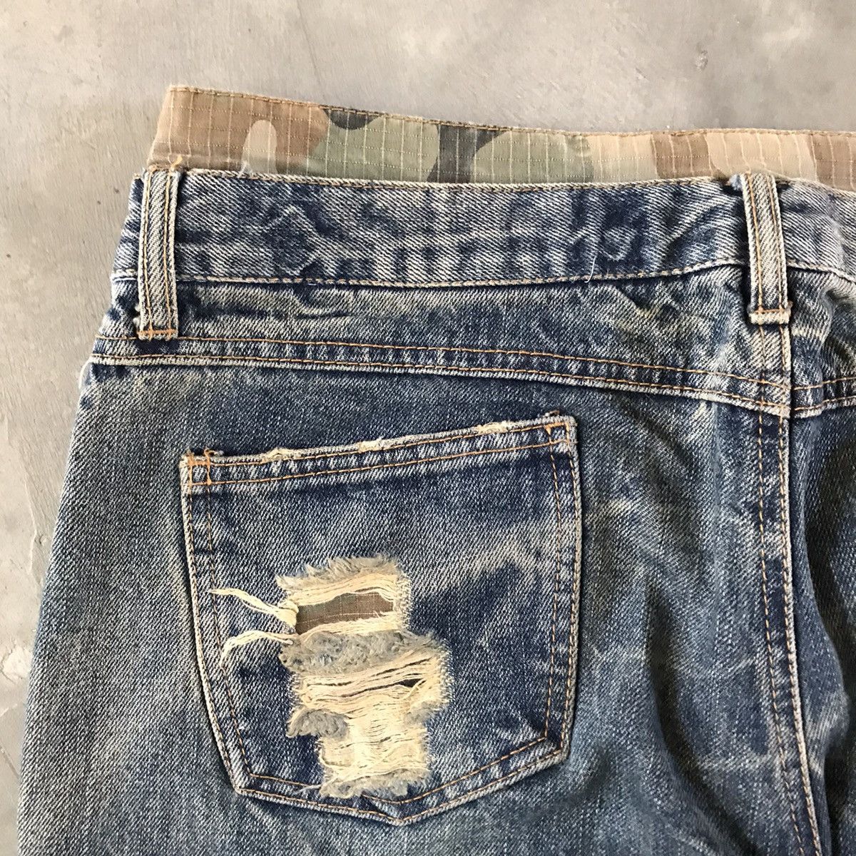 Japanese Brand Steals ⚡️ Japanese Distressed Double Waist Acid Wash Jeans Size US 34 / EU 50 - 12 Thumbnail