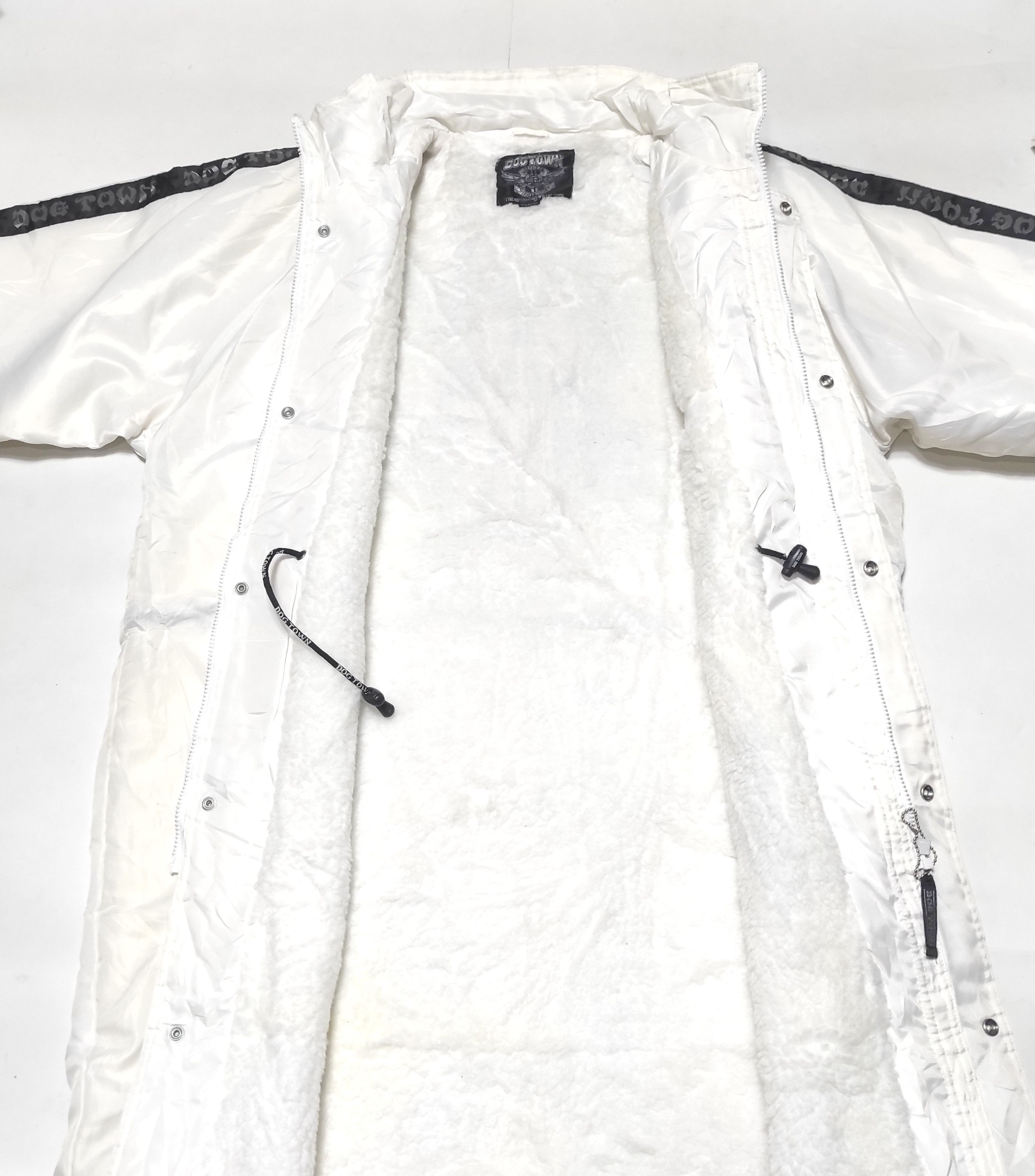 Dogtown DOGTOWN SKATEBOARD Venice Ca Long Jacket Size US XL / EU 56 / 4 - 8 Thumbnail