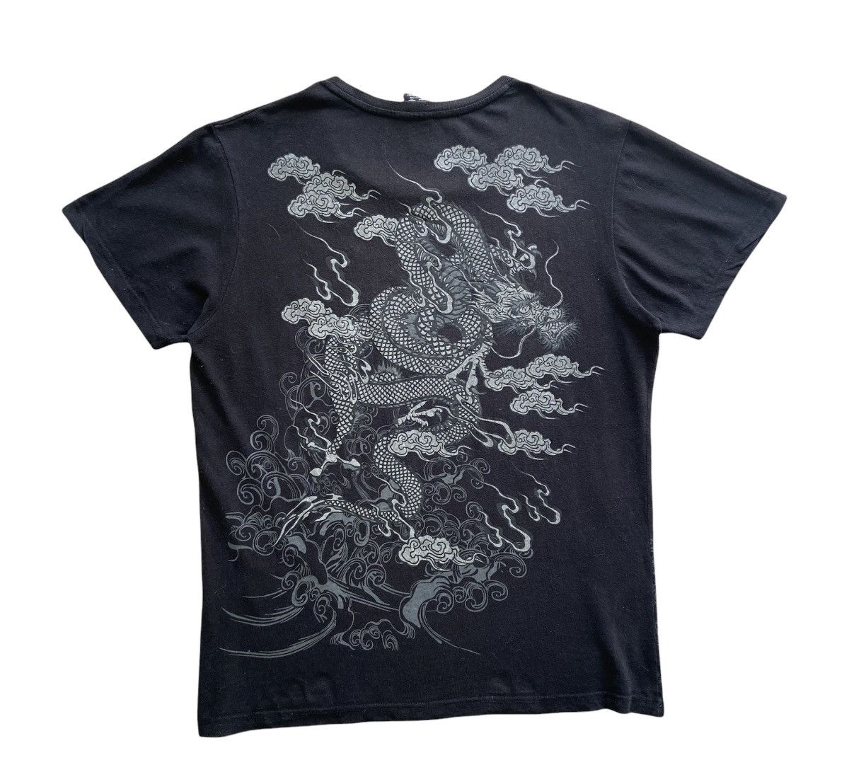 Japanese Brand Japanese Karakuri Traditional Sukajan Print Tee Size US XL / EU 56 / 4 - 1 Thumbnail