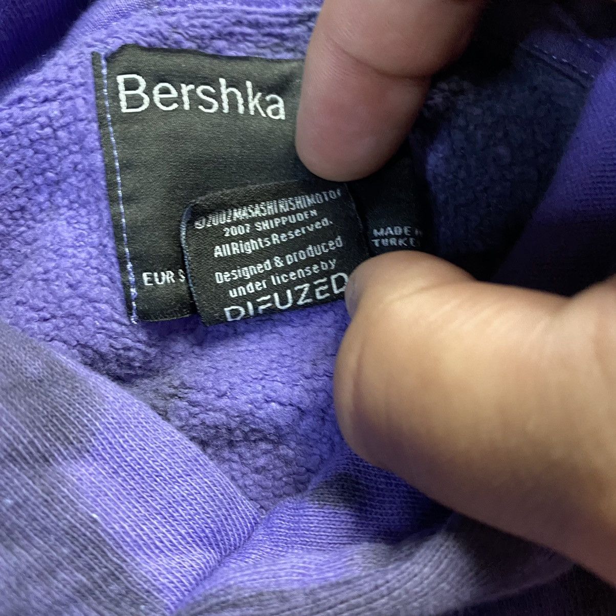 Bershka Bershka Naruto Shippuden Sasuke Sharingan Tie Dye Hoodie Size US S / EU 44-46 / 1 - 4 Thumbnail