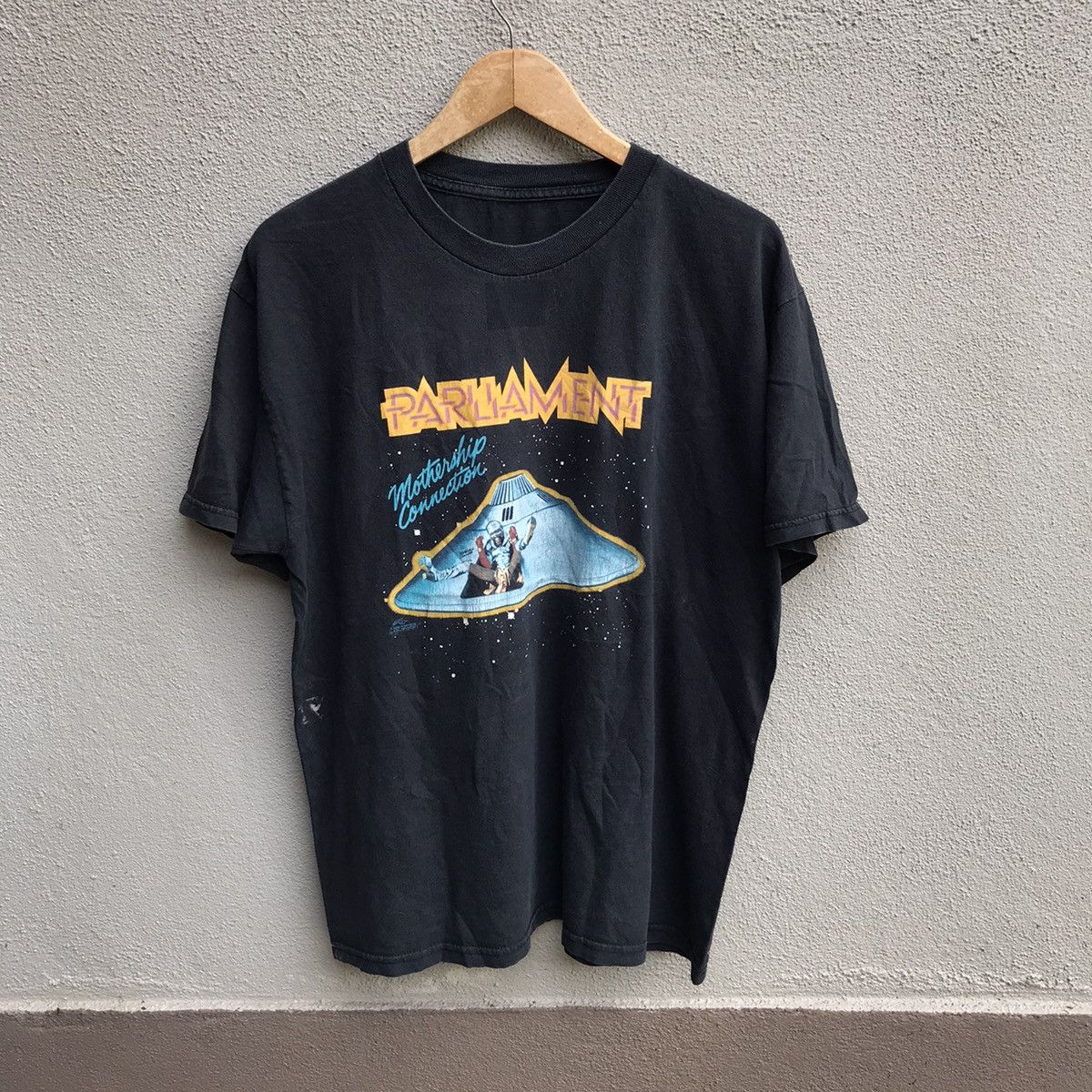 Band Tees PARLIAMENT funkadelic rap tee george clinton Size US L / EU 52-54 / 3 - 1 Thumbnail