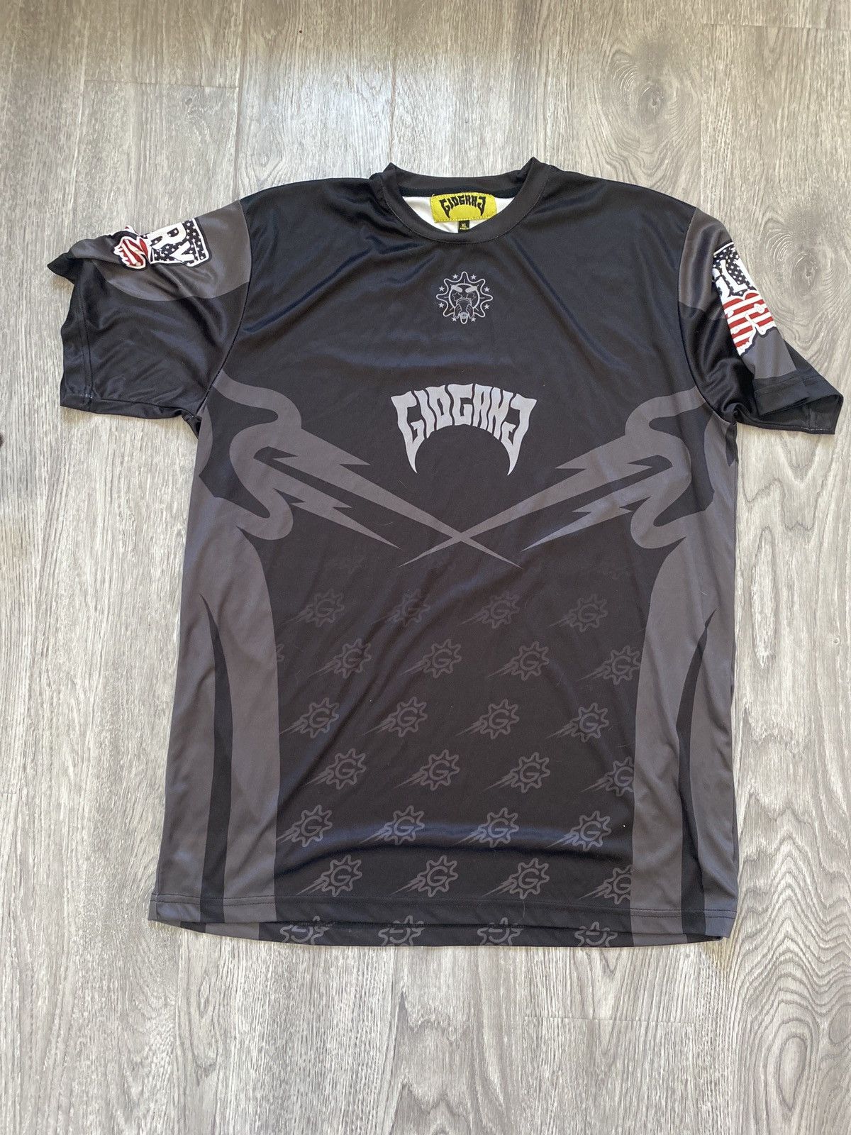 Glo Gang Black | Grailed