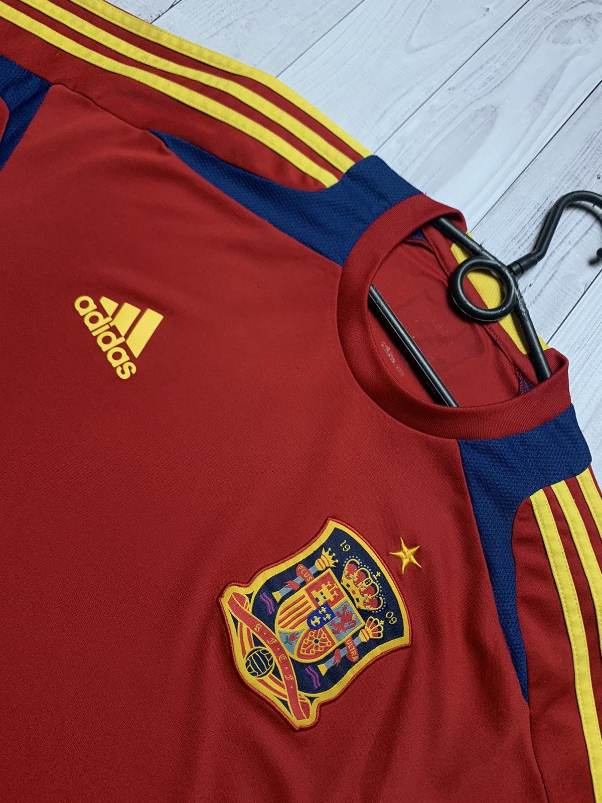 Adidas Vintage adidas soccer jersey Spain size S Size US S / EU 44-46 / 1 - 2 Thumbnail
