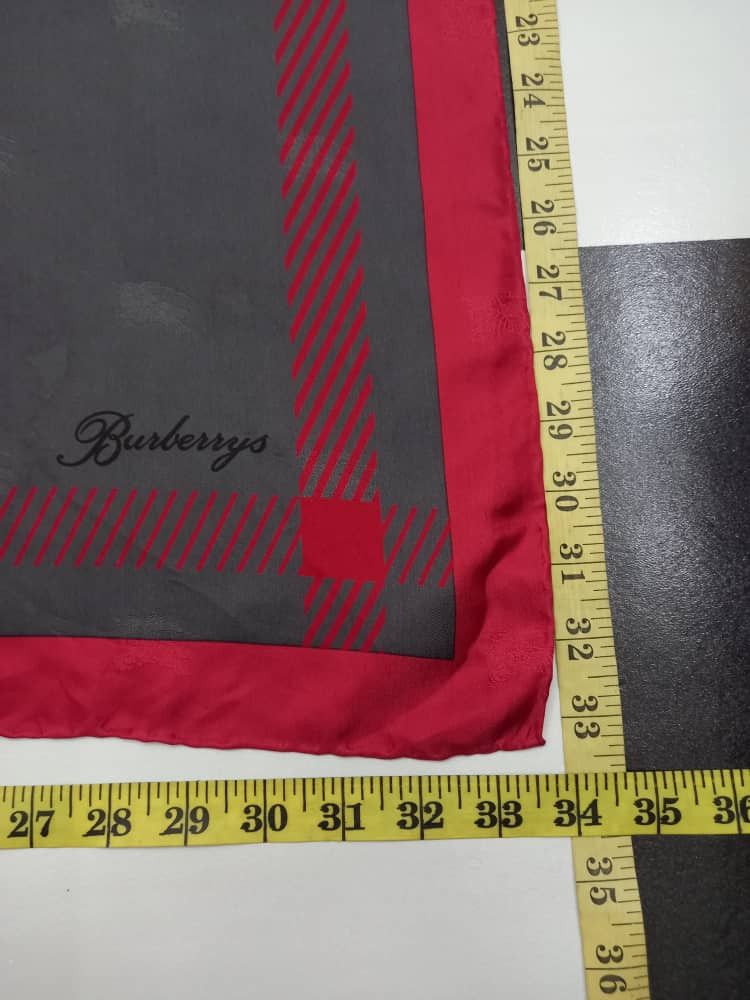 Burberry Burberry Scarf Size ONE SIZE - 8 Thumbnail