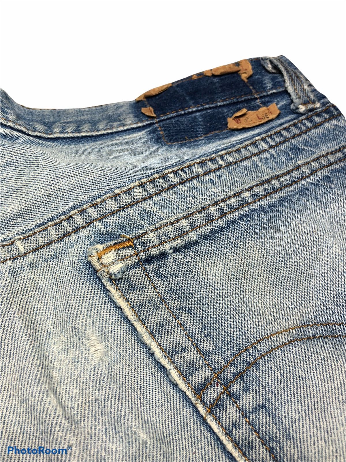 Levi's VTG LEVIS 501 DISTRESSED KURT COBAIN Size US 33 - 9 Thumbnail