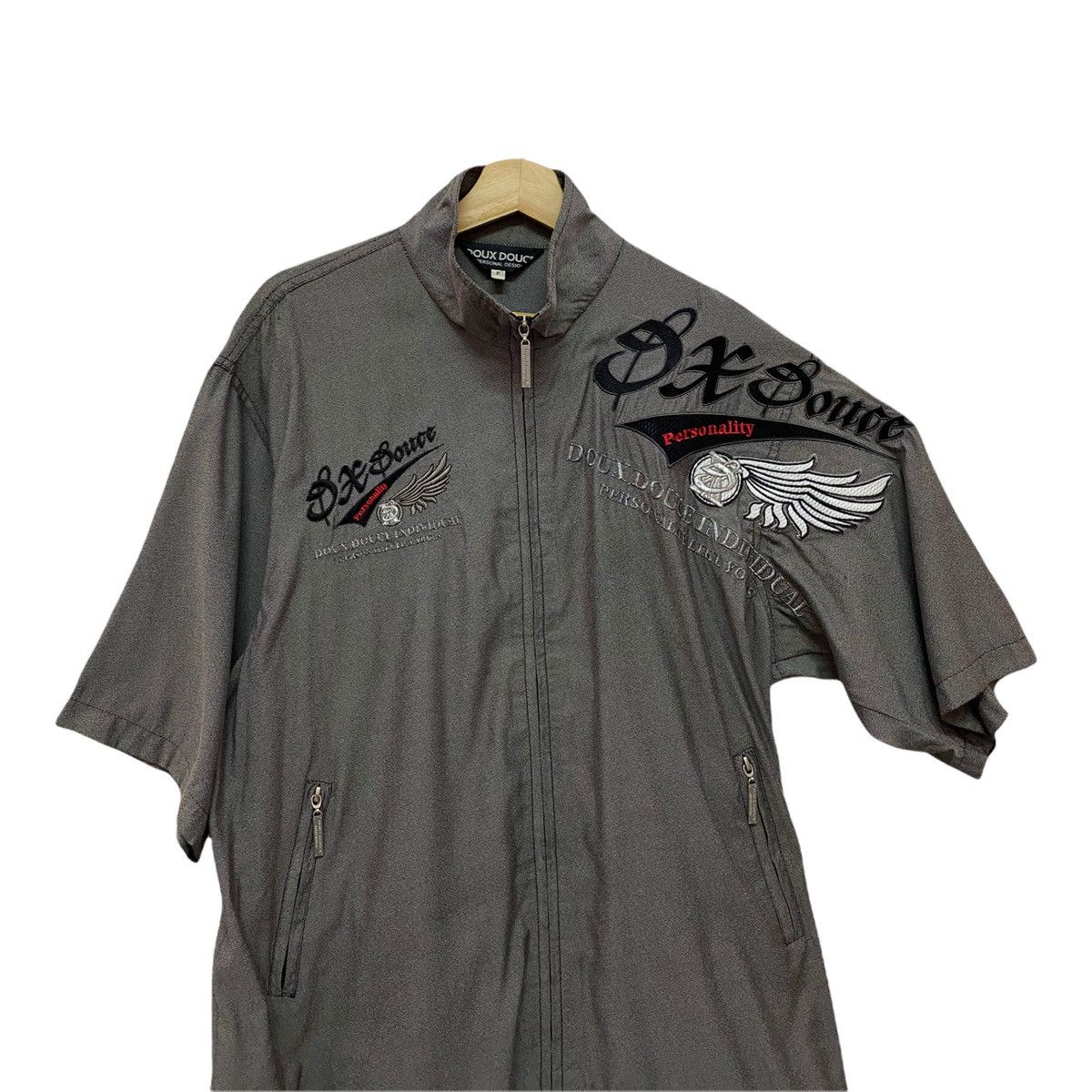 If Six Was Nine 🔥DOUX DOUCE INDIVIDUAL DESIGNER ZIPPER SHORTSLEEVE SHIRT Size US L / EU 52-54 / 3 - 2 Thumbnail