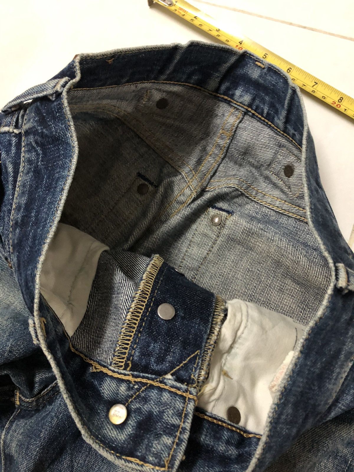 Levi's Vintage 702 Capital E LEVIS Back Buckle Distressed Denim Size US 28 / EU 44 - 20 Thumbnail