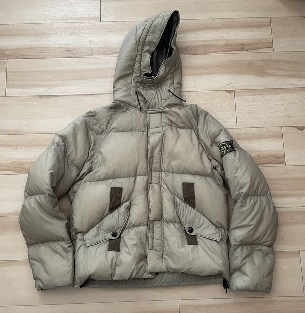 Stone island opaque nylon tela 2024 down jacket