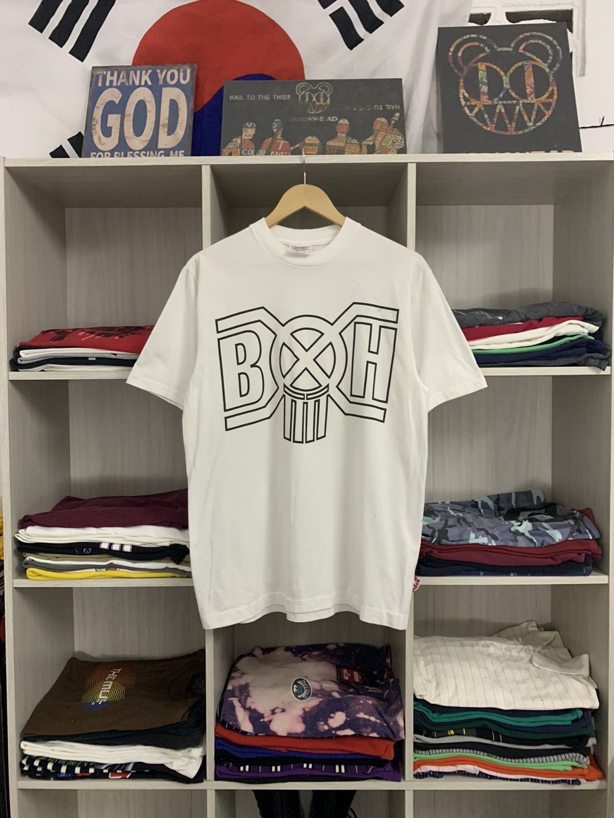 Vintage Vintage 90s OG Iconic Bounty Hunter Logo Tee Size US L / EU 52-54 / 3 - 1 Thumbnail
