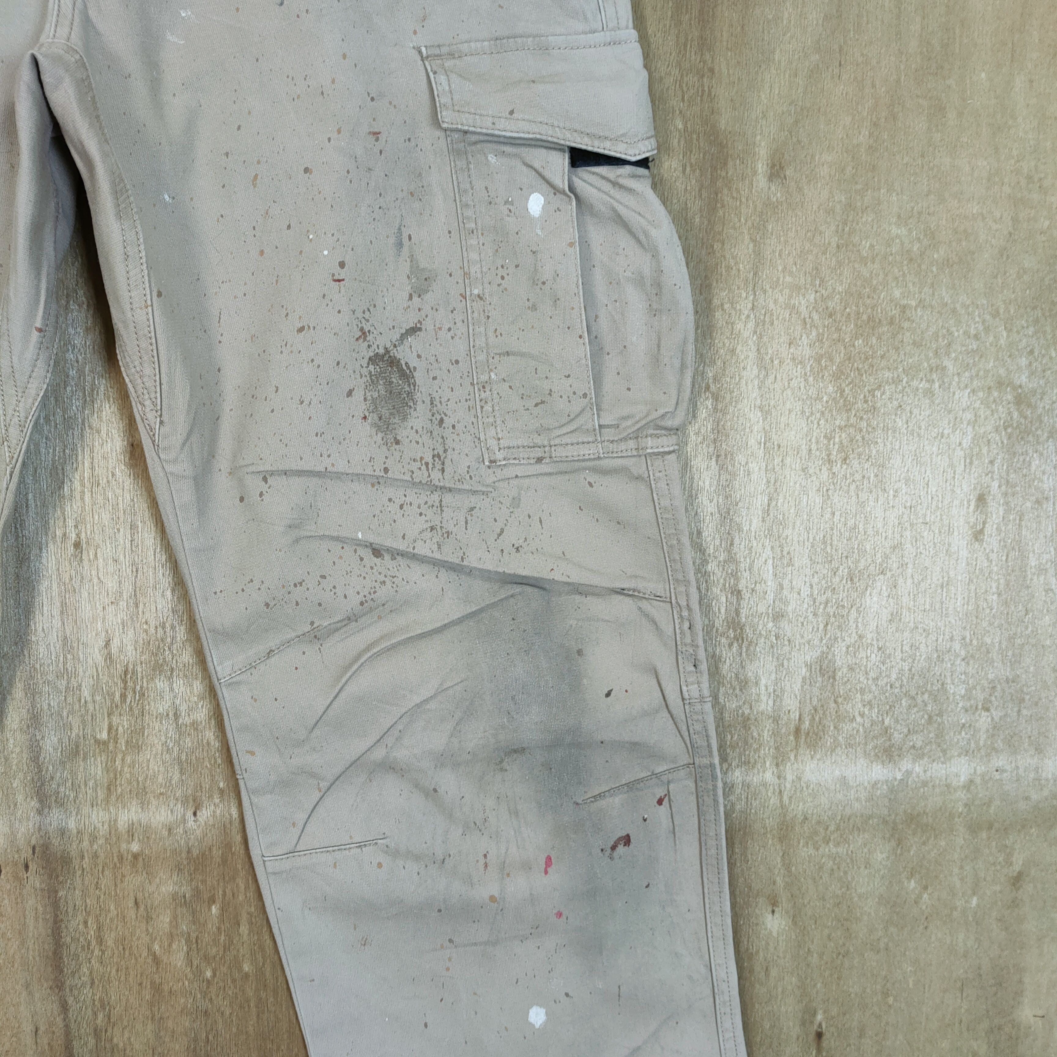 Japanese Brand JAPANES BRAND FADED STAIN PAINT CARGO PANTS/WORKWEAR Size US 32 / EU 48 - 5 Thumbnail