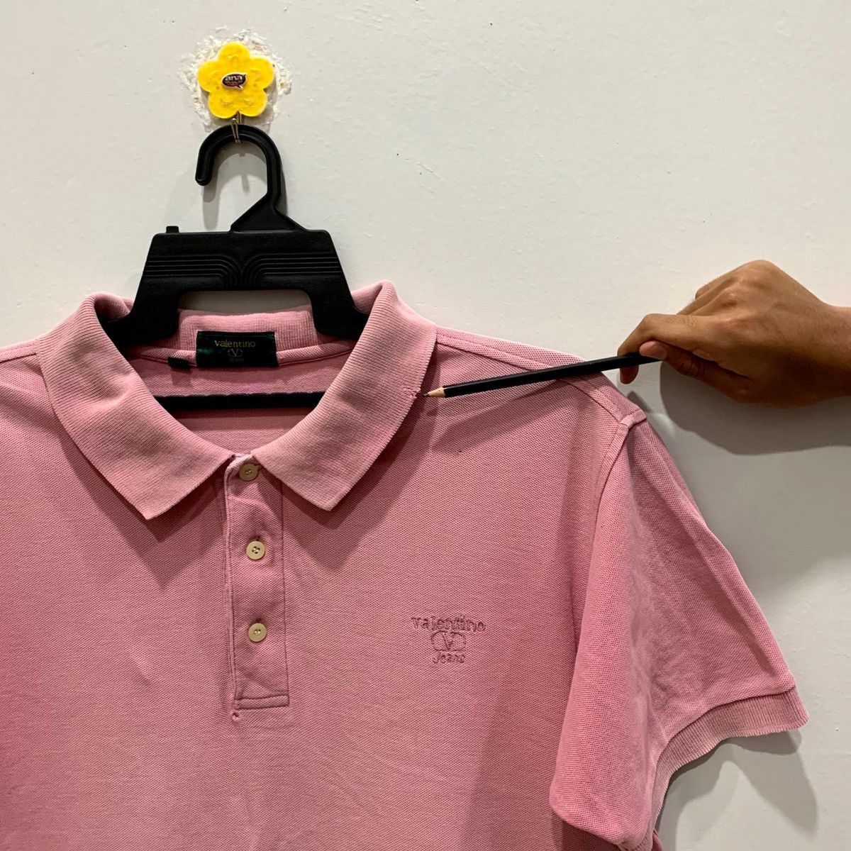 Japanese Brand × Valentino × Vintage VALENTINO JEANS Polos Size L Fits M Size US M / EU 48-50 / 2 - 17 Thumbnail