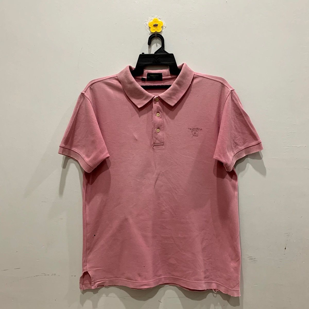 Japanese Brand × Valentino × Vintage VALENTINO JEANS Polos Size L Fits M Size US M / EU 48-50 / 2 - 1 Thumbnail