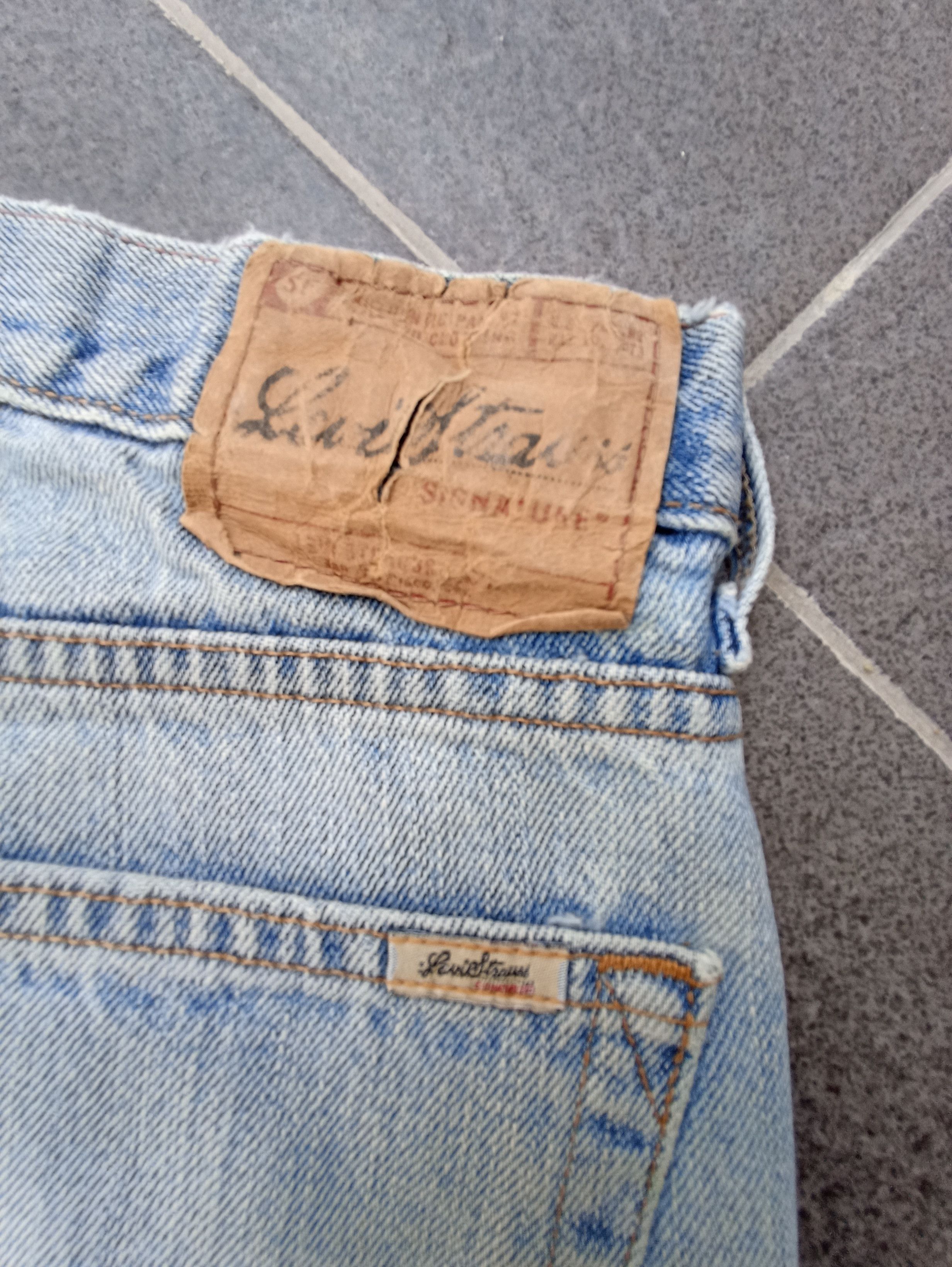 Jean × Levi's × Vintage Vintage Levis Signature Loose Relaxed Fit - J245 Size US 33 - 9 Thumbnail