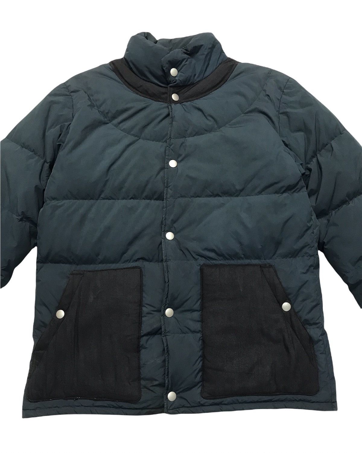 Jun Takahashi × Undercover × Uniqlo undercover X uniqlo Puffer jacket Size US M / EU 48-50 / 2 - 3 Thumbnail