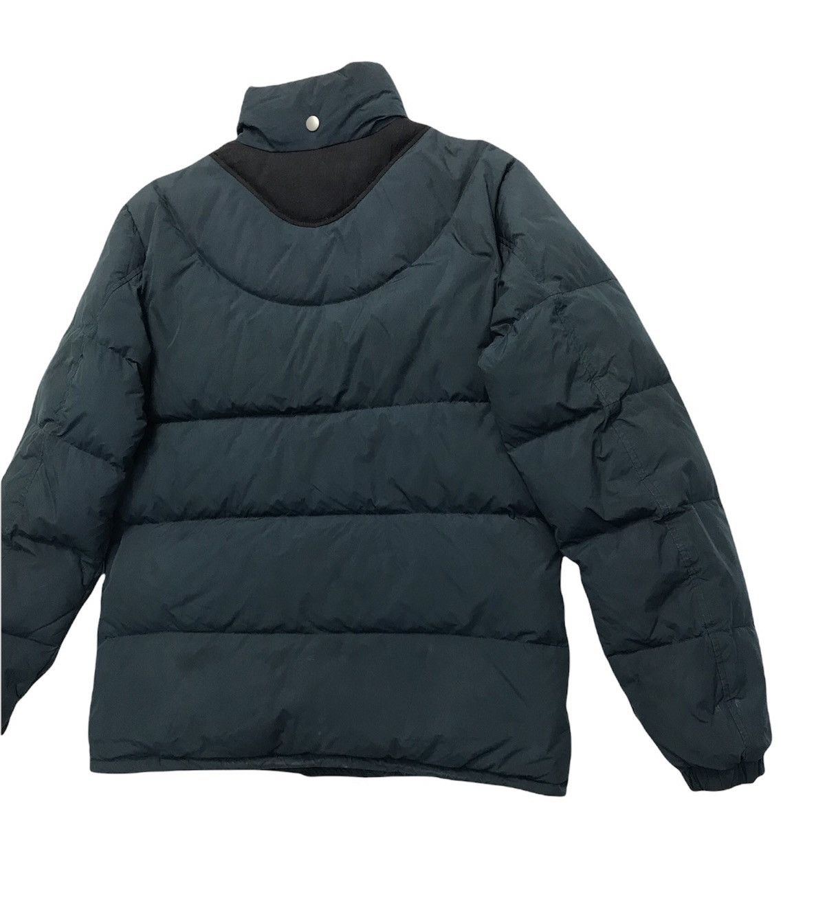 Jun Takahashi × Undercover × Uniqlo undercover X uniqlo Puffer jacket Size US M / EU 48-50 / 2 - 7 Thumbnail