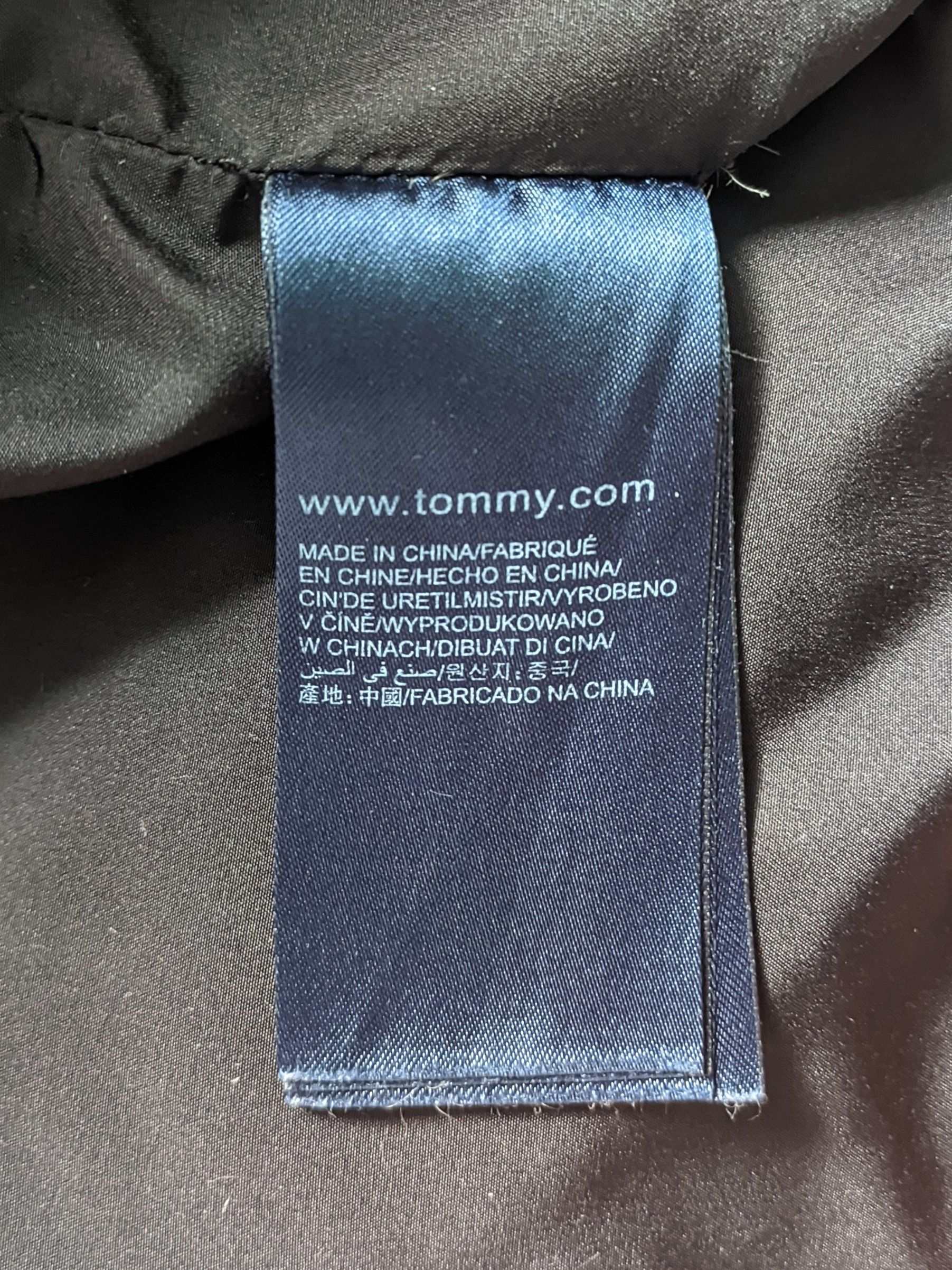Tommy Hilfiger Tommy Hilfiger Hooded Puffer Down Jacket M Luxury Fashion Size US M / EU 48-50 / 2 - 11 Thumbnail