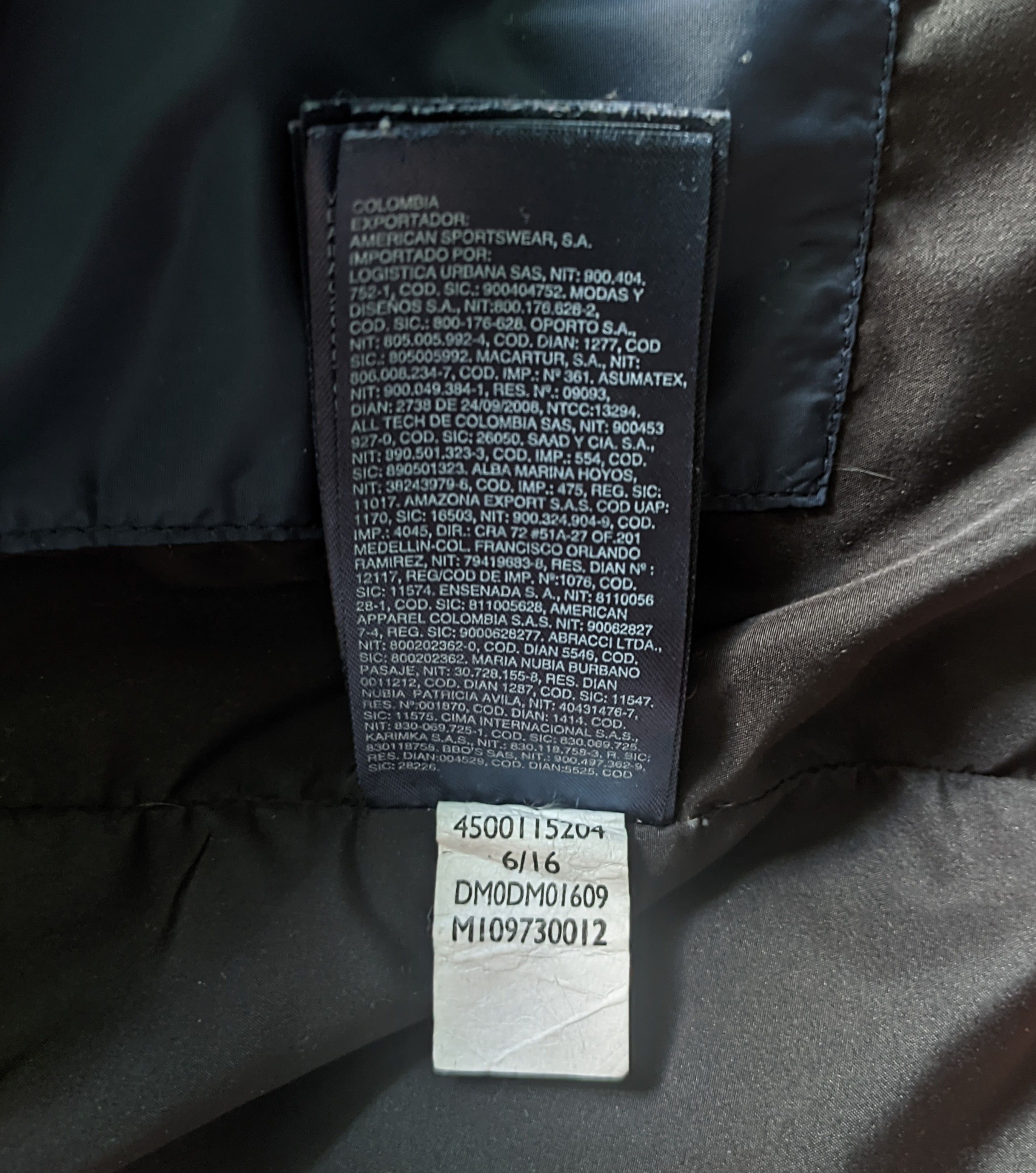 Tommy Hilfiger Tommy Hilfiger Hooded Puffer Down Jacket M Luxury Fashion Size US M / EU 48-50 / 2 - 17 Thumbnail