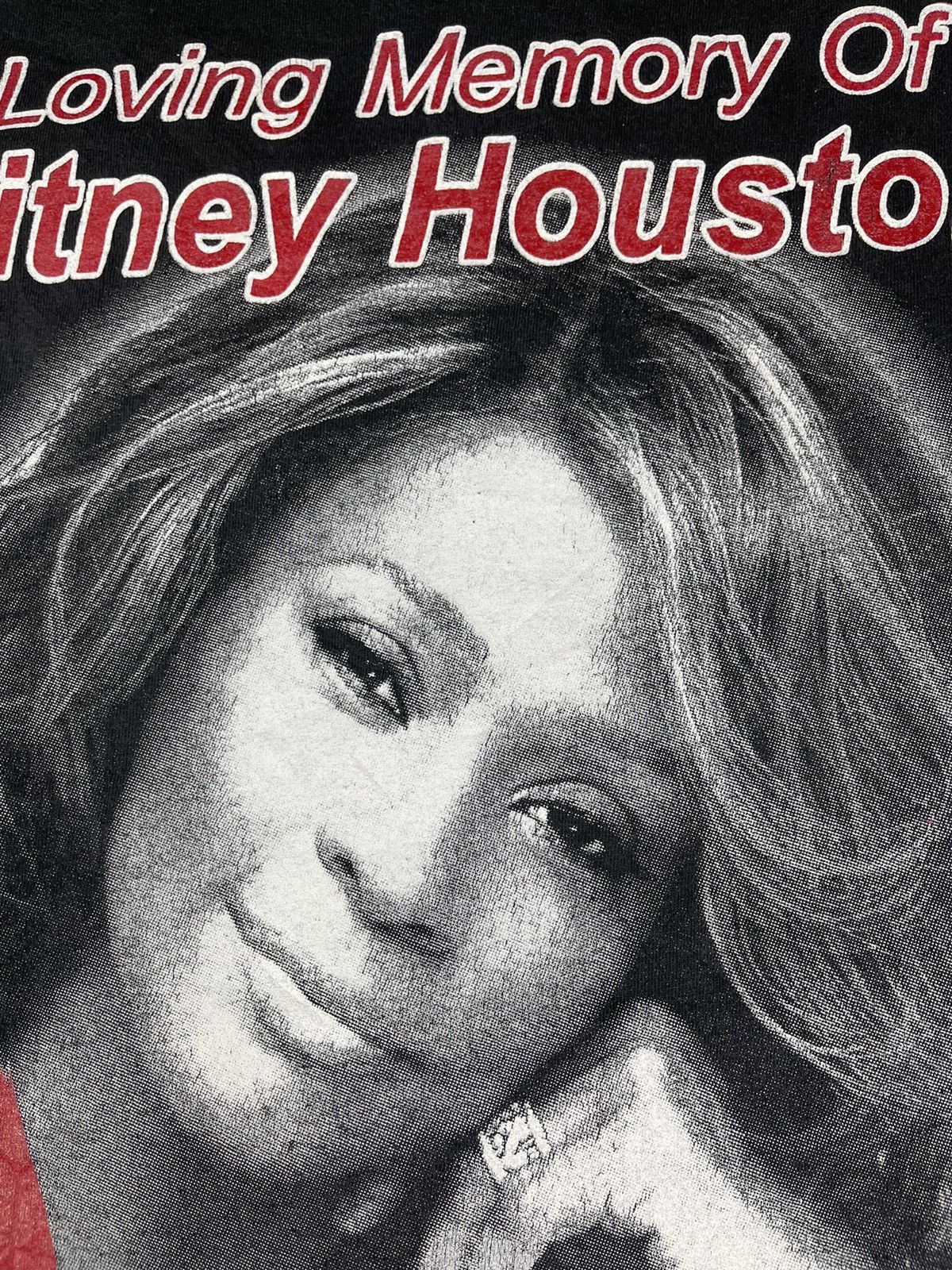 Rap Tees × Vintage Vintage Y2K Rip Whitney Houston Memorial Faded Tee Size US XL / EU 56 / 4 - 3 Thumbnail