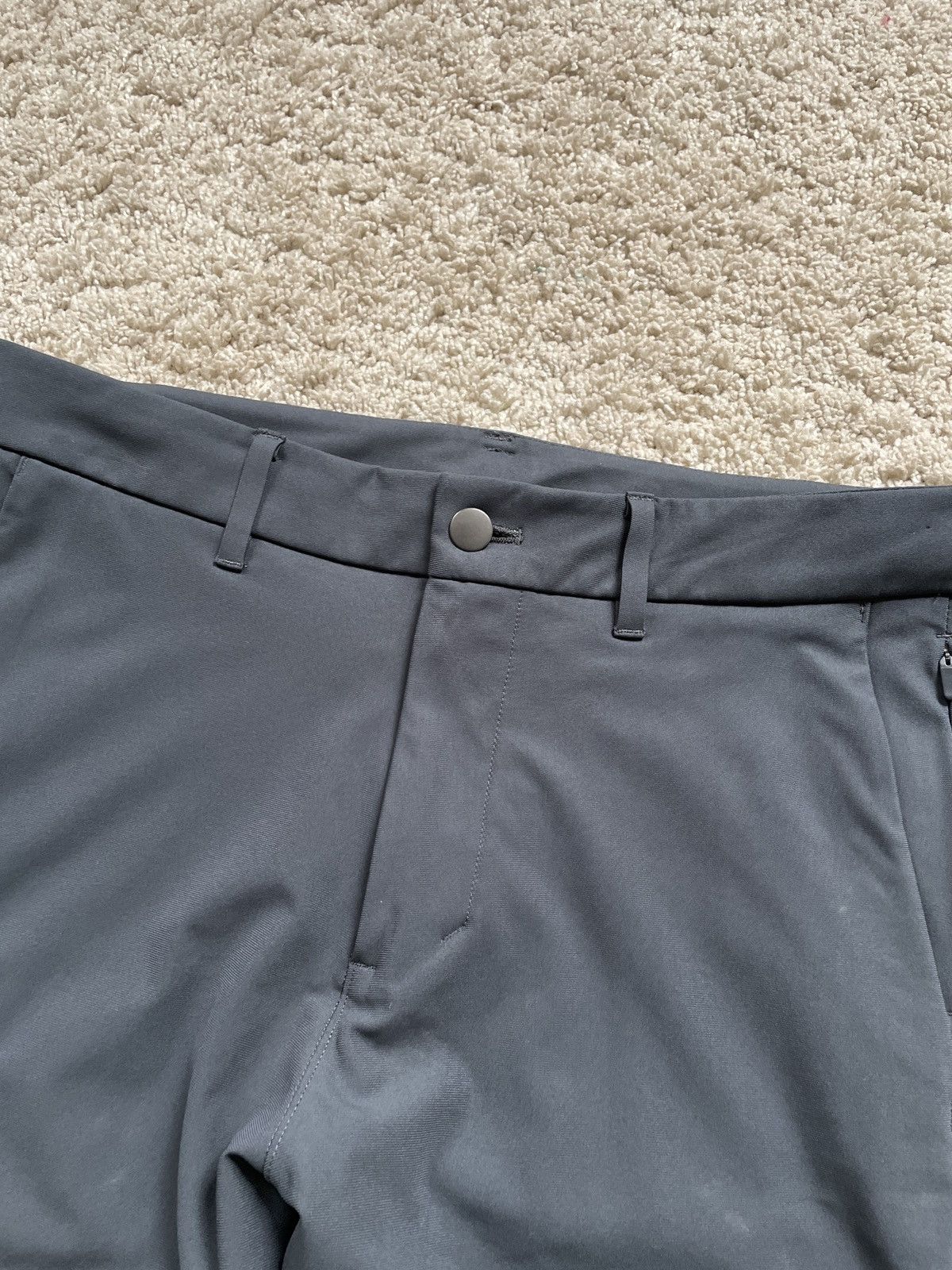 Lululemon Lululemon Commission Slim Pants Grey 32 Size US 32 / EU 48 - 3 Thumbnail