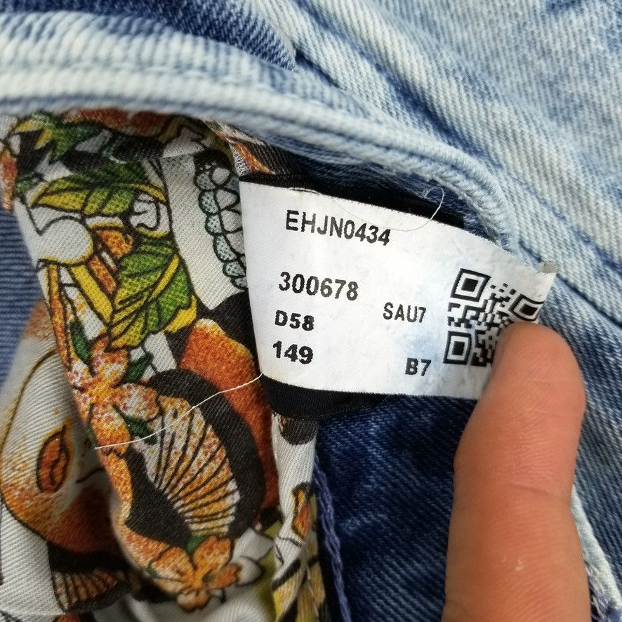 Ed Hardy Ed Hardy Light Washed Japanese Skuller Denim Jeans 30 Size US 30 / EU 46 - 7 Thumbnail